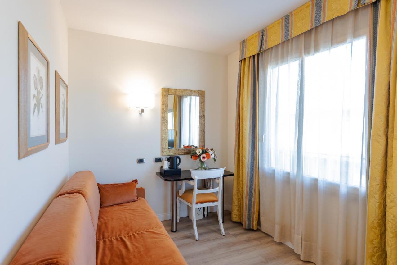 Fh55 Grand Hotel Mediterraneo Florencja Zewnętrze zdjęcie