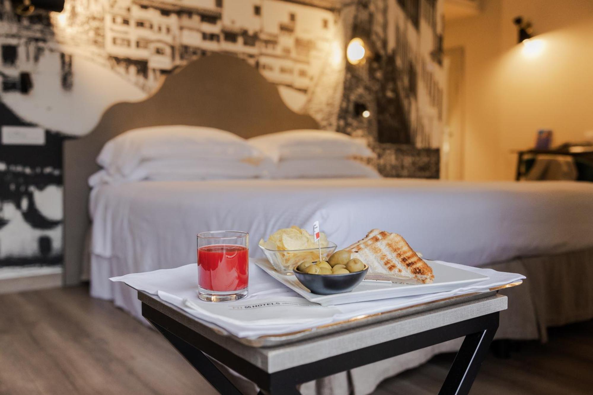 Fh55 Grand Hotel Mediterraneo Florencja Zewnętrze zdjęcie