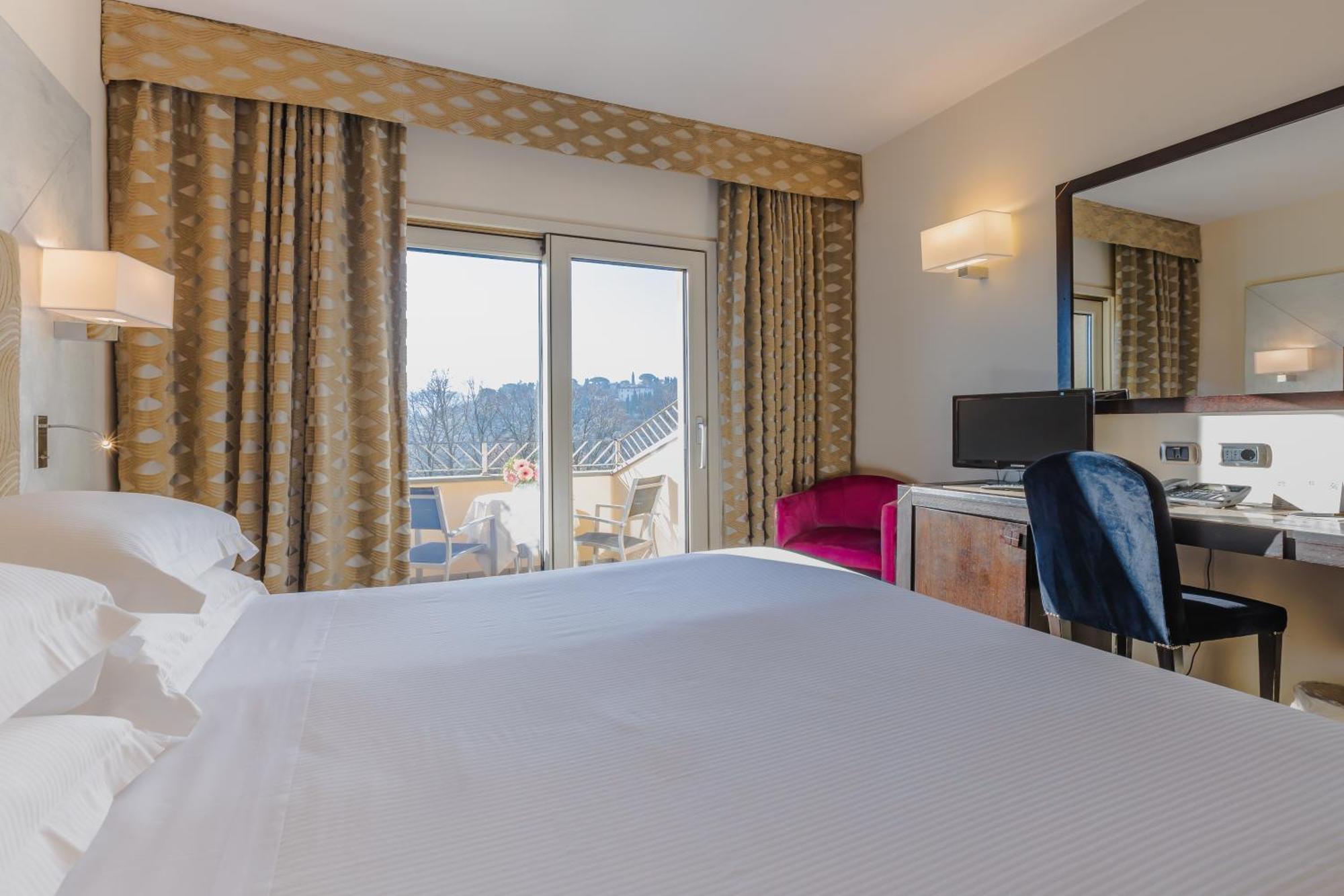 Fh55 Grand Hotel Mediterraneo Florencja Zewnętrze zdjęcie